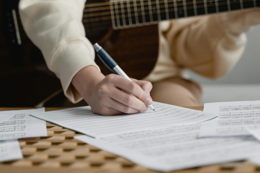 AI e Musica: La nuova legge Italiana che ogni professionista della musica deve conoscere 2 legge italiana intelligenza artificiale musicisti
